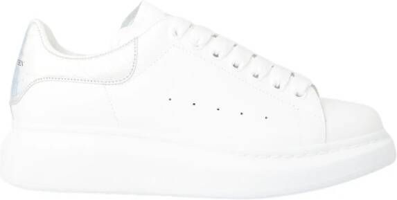 Alexander mcqueen Iconische Oversized Sneakers in Diverse Kleuren White