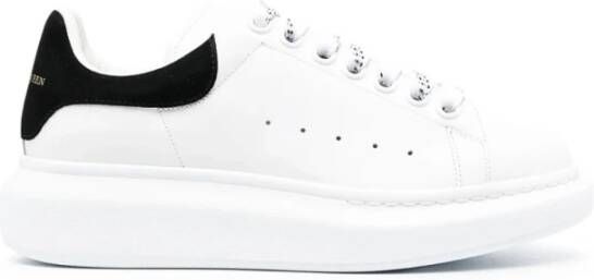 Alexander McQueen Oversized Wit Zwart Suède Sneakers