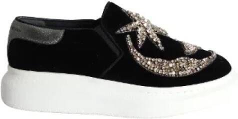 Alexander McQueen Pre-owned Velvet sneakers Black Dames