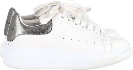 Alexander McQueen Pre-owned Witte Leren Oversized Low Top Sneakers White Dames