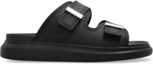 Alexander McQueen Slippers met logo