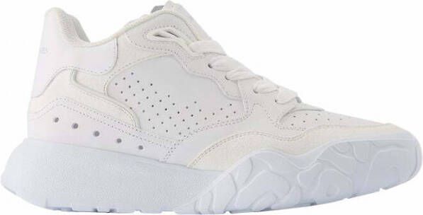 Alexander mcqueen Sportieve Wit Zilver Leren Tennisschoenen White Dames