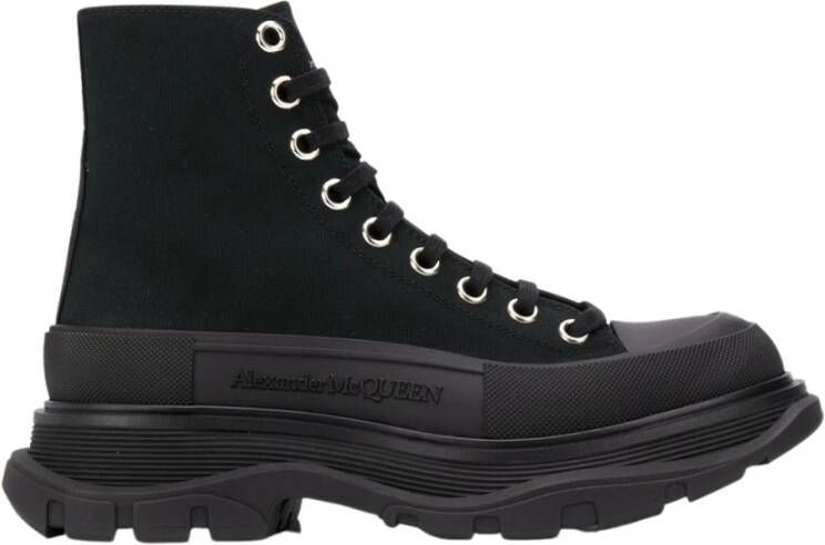 Alexander mcqueen Verhoog je schoenenspel met Tread Slick High Top Sneakers Black