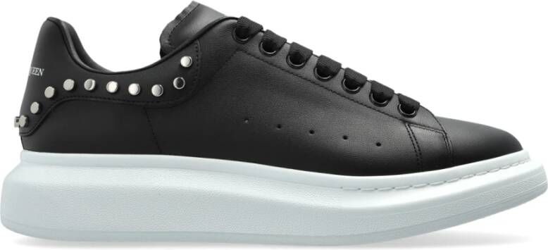 Alexander McQueen Sportschoenen met noppen