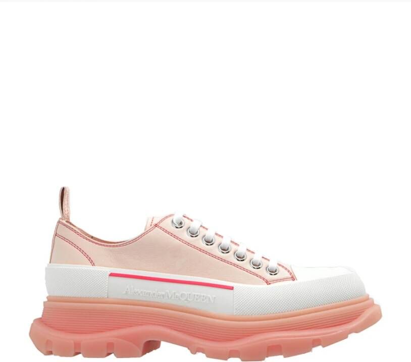 Alexander mcqueen Leren Sneakers met Relief Logo Detail Pink Dames
