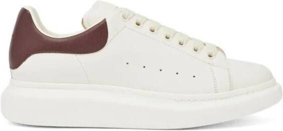 Alexander McQueen Urban Elegance Leren Sneaker Off White Bordeaux