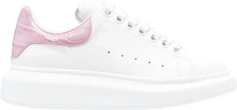 Doucal's Bruine suède loafers met rubberen zool