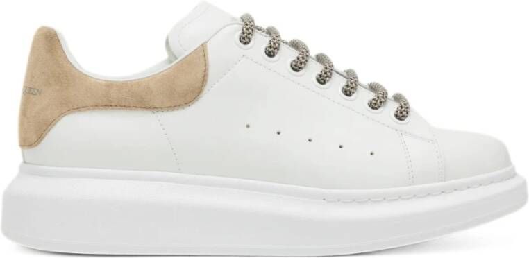 Alexander McQueen Witte en Kamel Oversize Sneakers