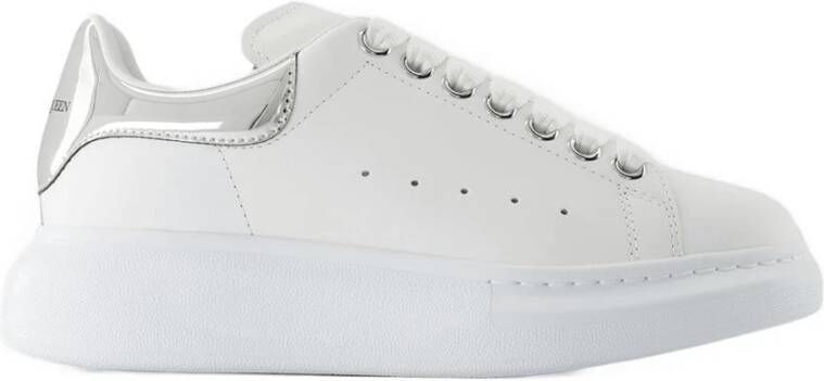 Alexander mcqueen Low-Top Sneakers Chunky Sole Oversized Sneakers With Metallic Heel in wit