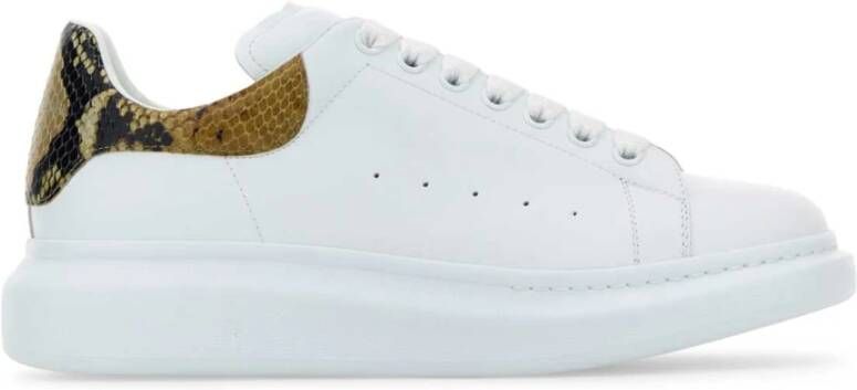 Alexander McQueen Witte Leren Sneakers met Bedrukte Hiel