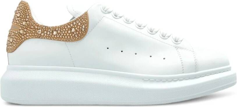 Alexander McQueen Witte Oversized Sneakers Gouden Accent