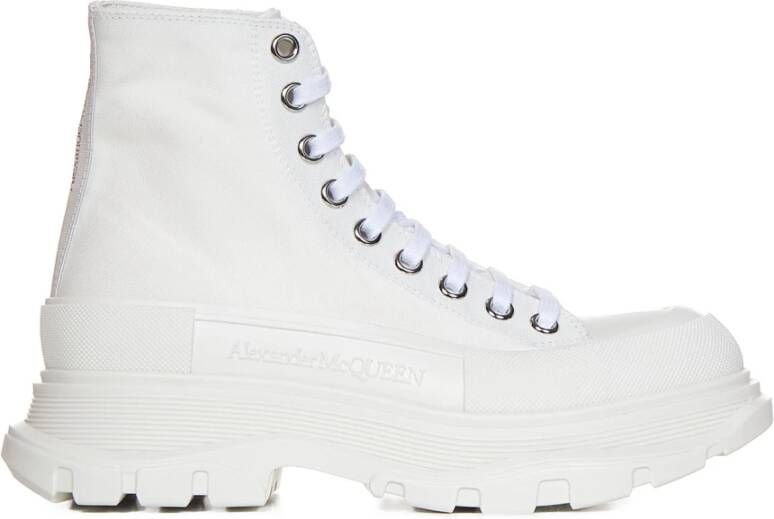 Alexander mcqueen Zwarte canvas enkellaarzen met oversized rubberen zool White