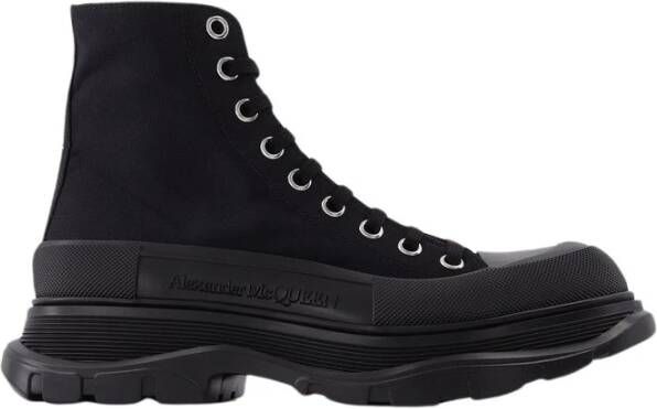 Alexander mcqueen Verhoog je schoenenspel met Tread Slick High Top Sneakers Black Dames