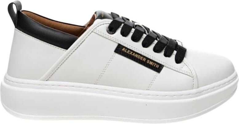 Alexander Smith Eco-Wembley Heren Sneakers met Zwarte Details White Heren