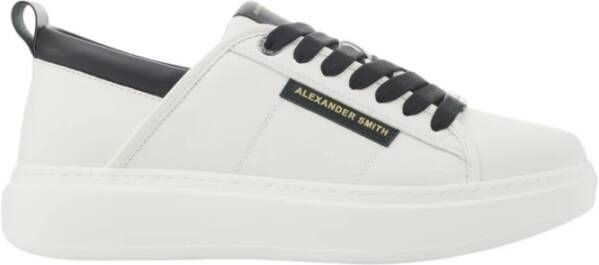 Alexander Smith Eco-Wembley Heren Sneakers met Zwarte Details White Heren