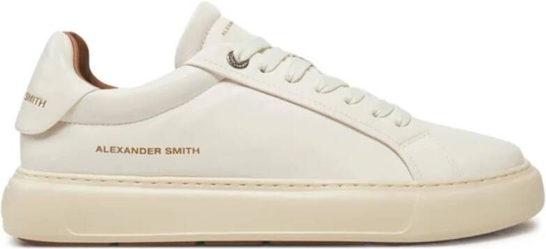 Alexander Smith Witte leren sneaker met gouden logo