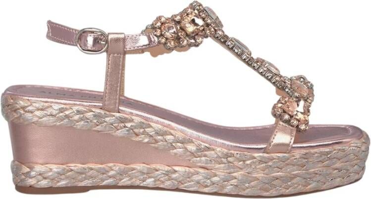 Alma en Pena Gevlochten Rhinestone Sleehak Sandaal Pink Dames
