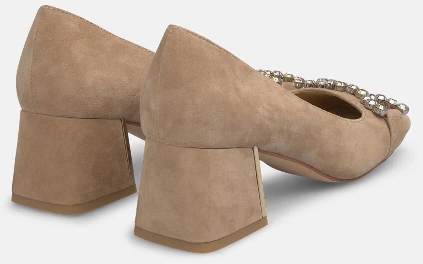 Alma EN Pena Hakschoen met stijgbeugeljuwelen