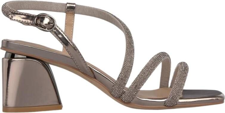 Alma EN Pena Sandaal met middenband en sieraden