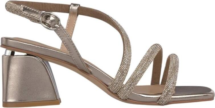 Alma EN Pena Sandaal met middenband en sieraden