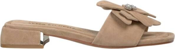 Alma EN Pena Sandal spade type flower