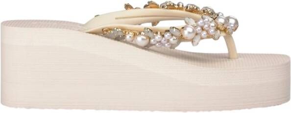 Alma EN Pena Slipper pareldetails