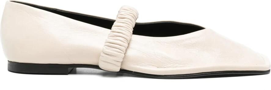 Alohas Lautan Leren Ballerina