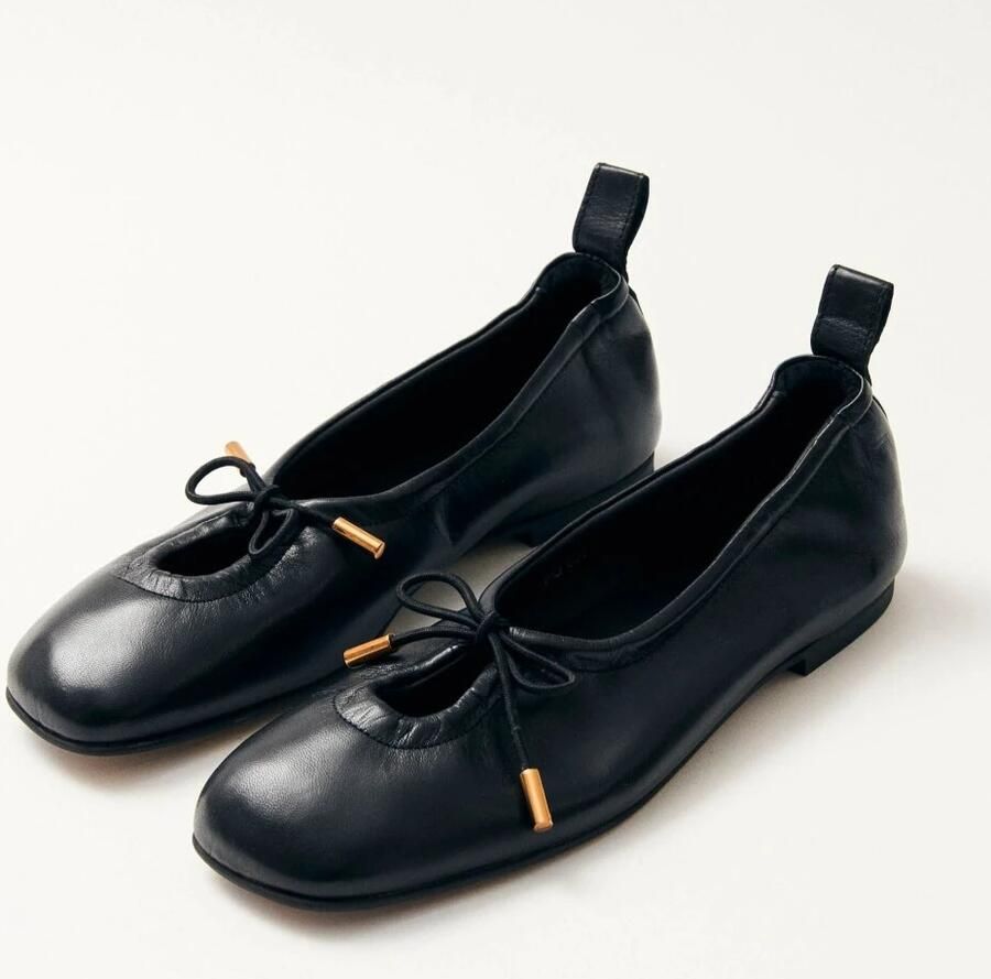 Alohas Zwarte Leren Keyhole Detail Platte Schoenen - Foto 3