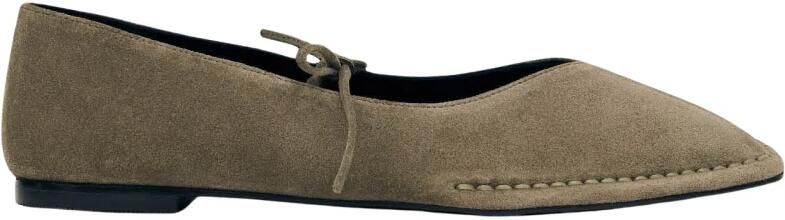 Alohas Sway Ballerina's