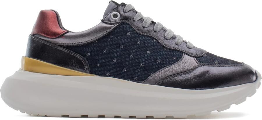 Ambitious Bella Chunky Sneaker