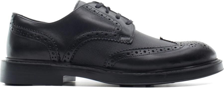 Ambitious Smart Brogue Schoen