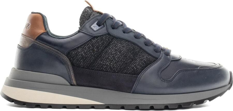 Ambitious Teddy Padded Sneaker