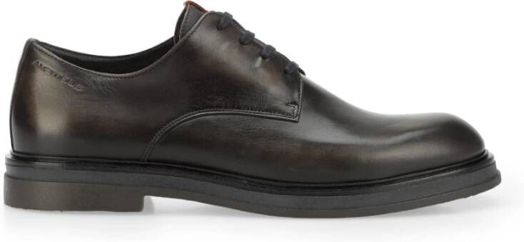 Ambitious BTR Derby Schoen