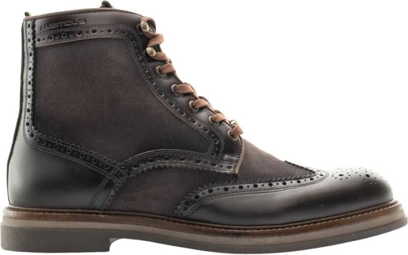 Ambitious Lace-up Boots