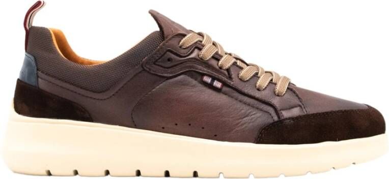 Ambitious Hover Comfort Sneaker