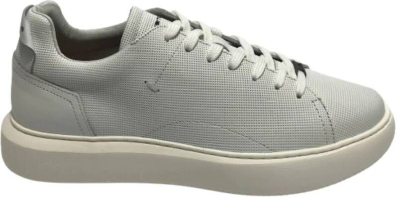 Ambitious Witte geperforeerde leren sneakers Wit Heren