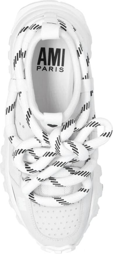 Ami Paris Grijze en witte veterschoenen