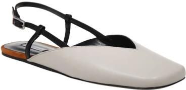 Ami Paris Kaneel Room Zwart Slingback Schoenen