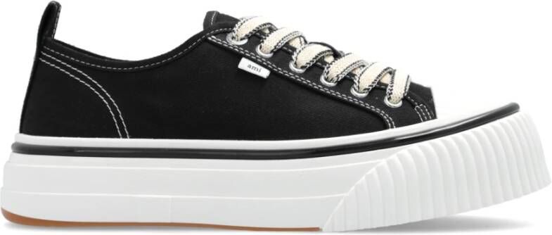 Ami Paris Zwarte Sneakers met Witte Zool Black