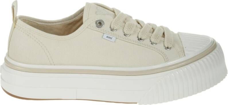 Ami Paris Crème Canvas Sneakers Stijlvol en Trendy Beige