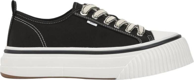 Ami Paris Zwarte Sneakers met Witte Zool Black