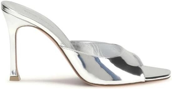 Amina Muaddi Damesschoenen Sandalen Metallic Aw25 - Foto 3