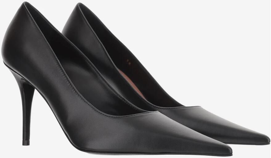 Amina Muaddi Barbara Pump