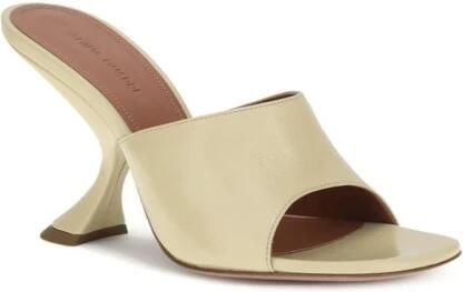 Amina Muaddi Sandalen met geometrische hak en vierkante open neus