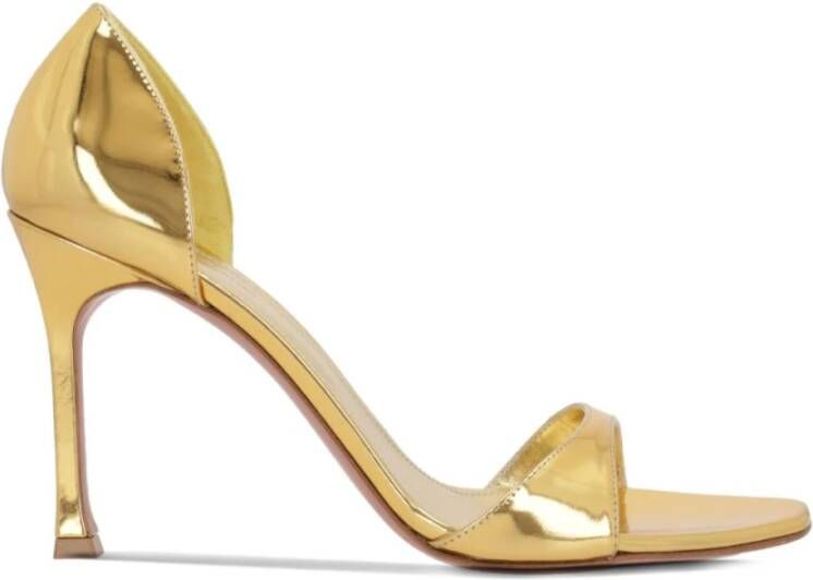 Amina Muaddi Gouden Sandalen voor Chique Avonden Uit