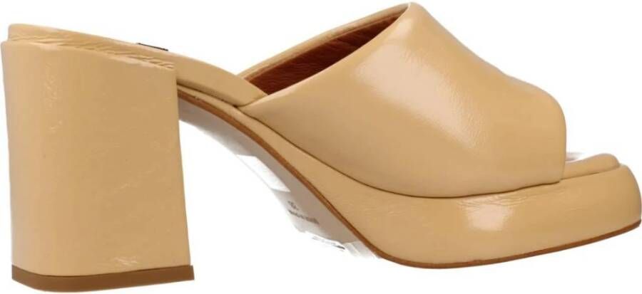 Angel Alarcon Sandalen met hak