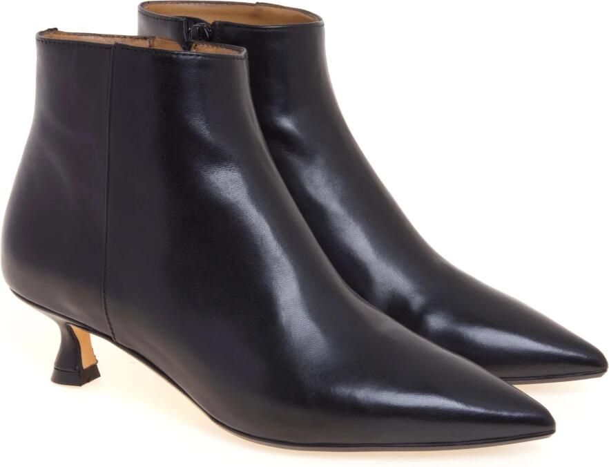 Anna F. Enkellaarsjes FW 2026 27 - Foto 4