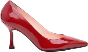 Anna F. Rode Lakleren Decolté met 7cm Hak Rood Dames