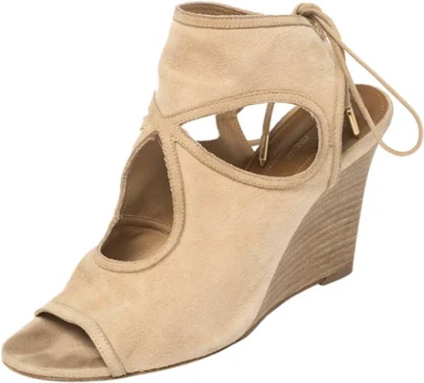 Aquazzura Pre-owned Suede sandals Beige Dames