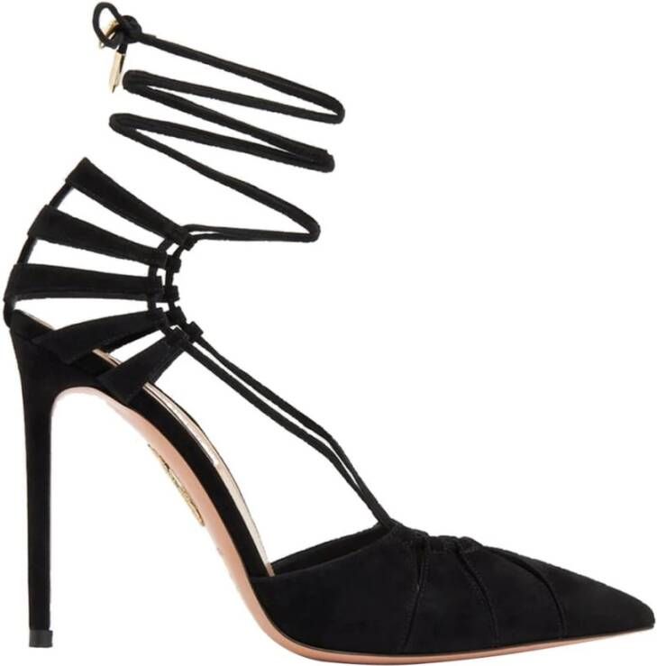 Pumps en andere hakken koop je bij She's Different